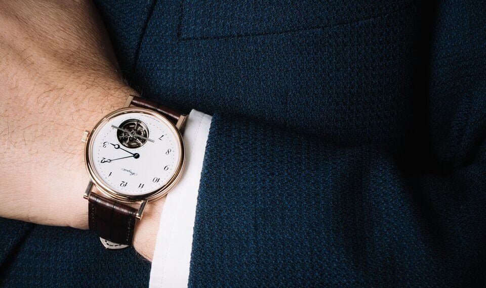 Breguet-Classique-Tourbillon-Extra-Plat-Automatique-5367-Grand-Feu-2