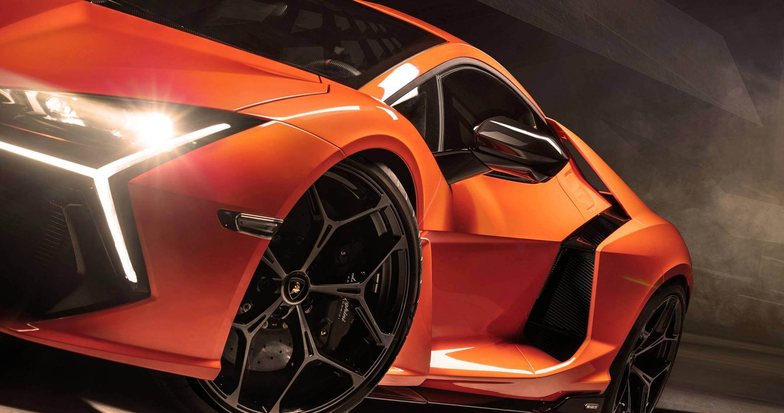 Lamborghini'nin Dönüşümü – 2015 Rekorundan Bugüne Uzanan Başarı Hikayesi